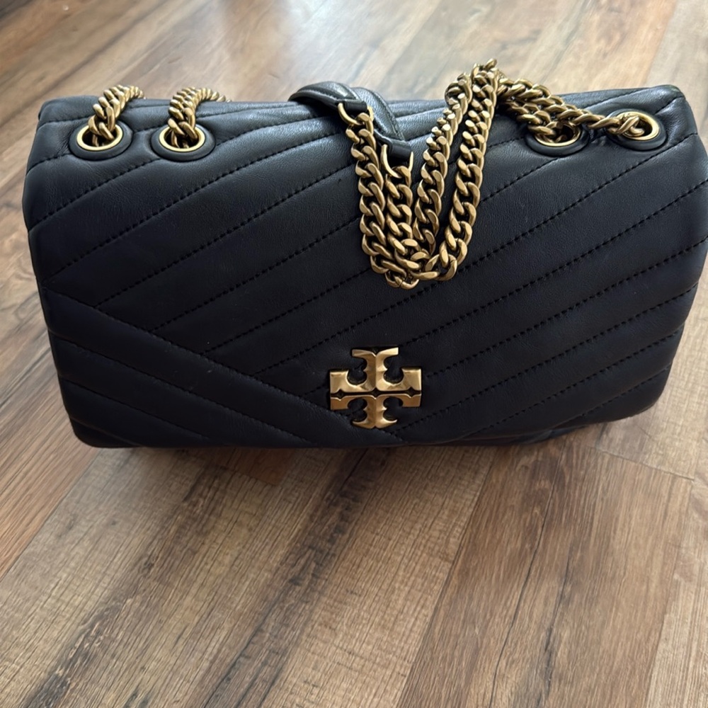 Tory Burch Kira  Chevron  Great Condition $498